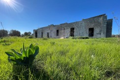 traditional building for sale in puglia, italy
