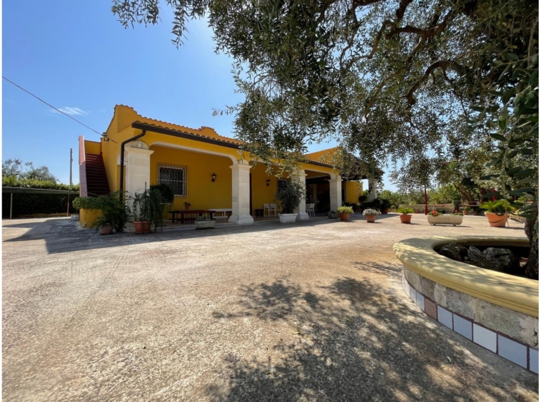 Charming countryside home with appurenant garden - Francavilla Fontana, Puglia