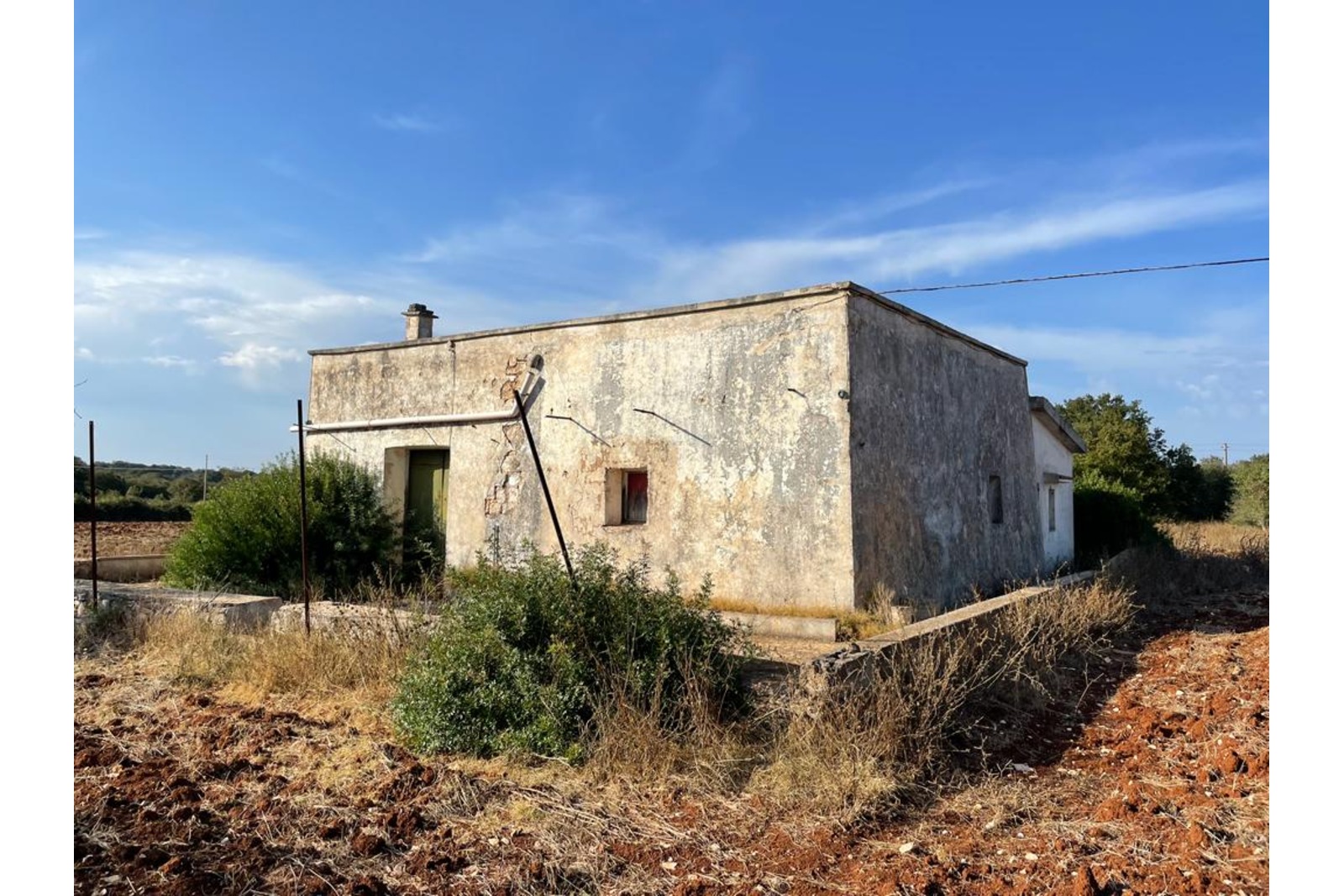 Traditional building with trullo for sale - Martina Franca