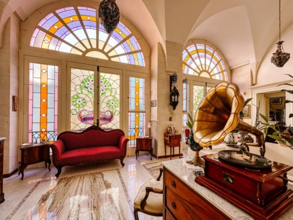 Luxury Apartment for Sale in the Heart of Martina Franca's Historic Center